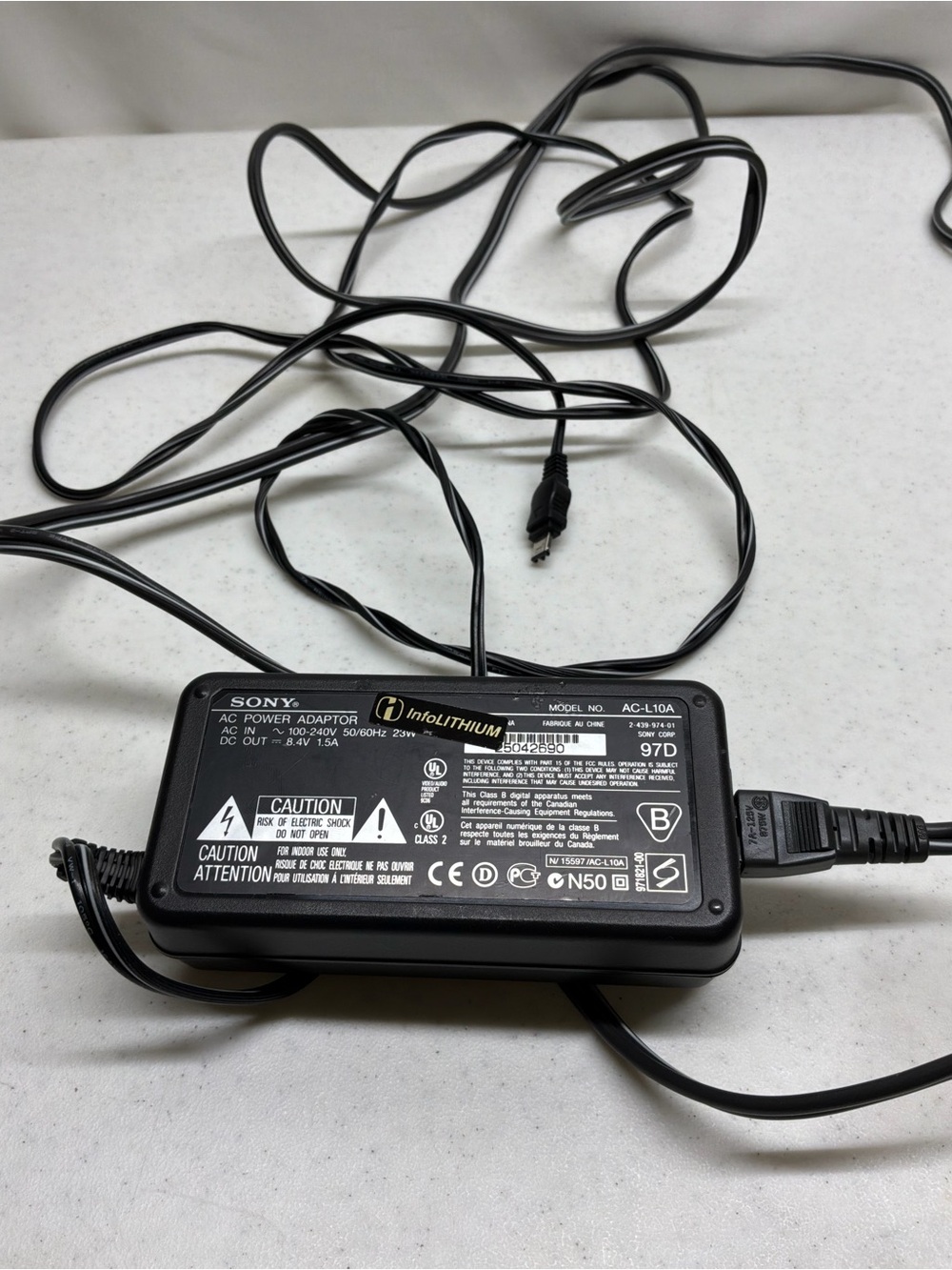 100% Original Sony AC Power Adapter Model No. AC- L 10A AC-L10A